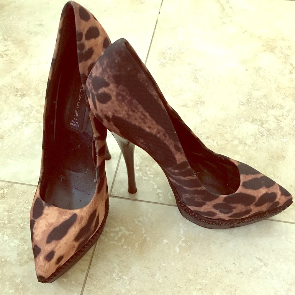 Steve Madden leopard print platform heels